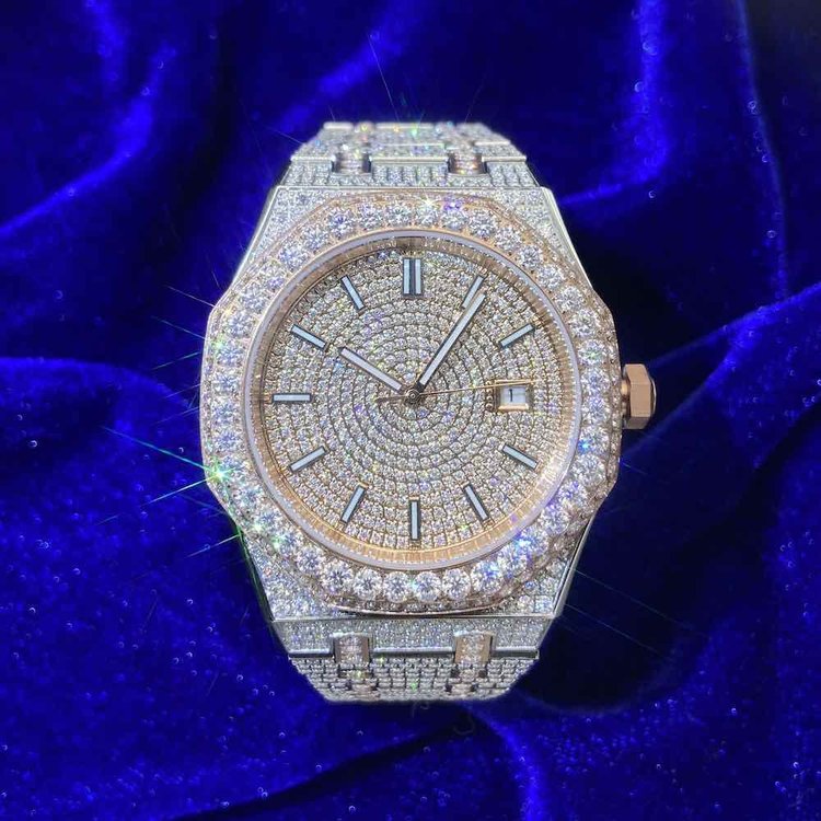 7 Best Hublot Diamond Watches (2026): Big Bang to Honest Alternatives