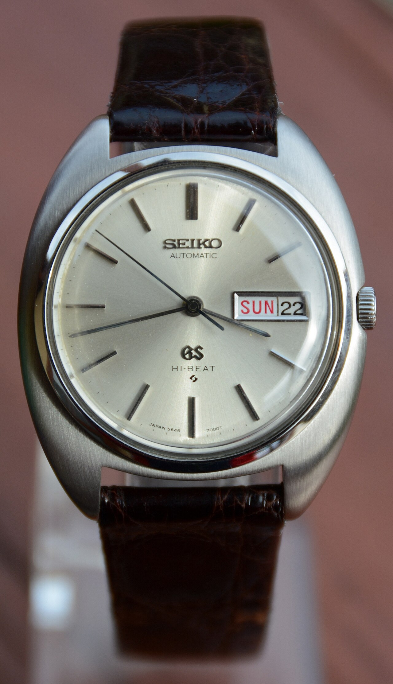 Grand Seiko Hi-Beat automatic wristwatch on steel bracelet